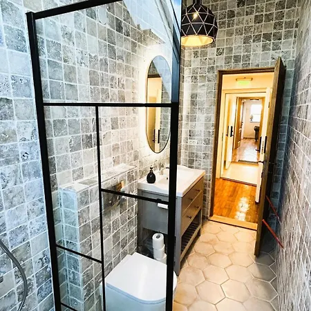 Casa Damadian Lägenhet Constanţa