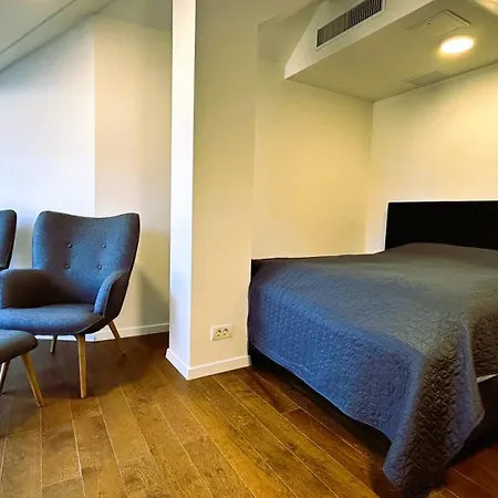 Casa Damadian * קונסטנצה