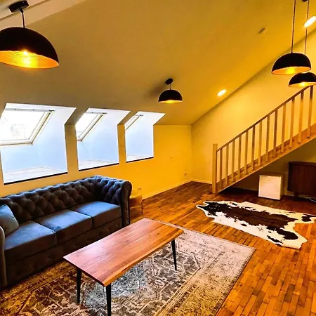 Casa Damadian דירה *